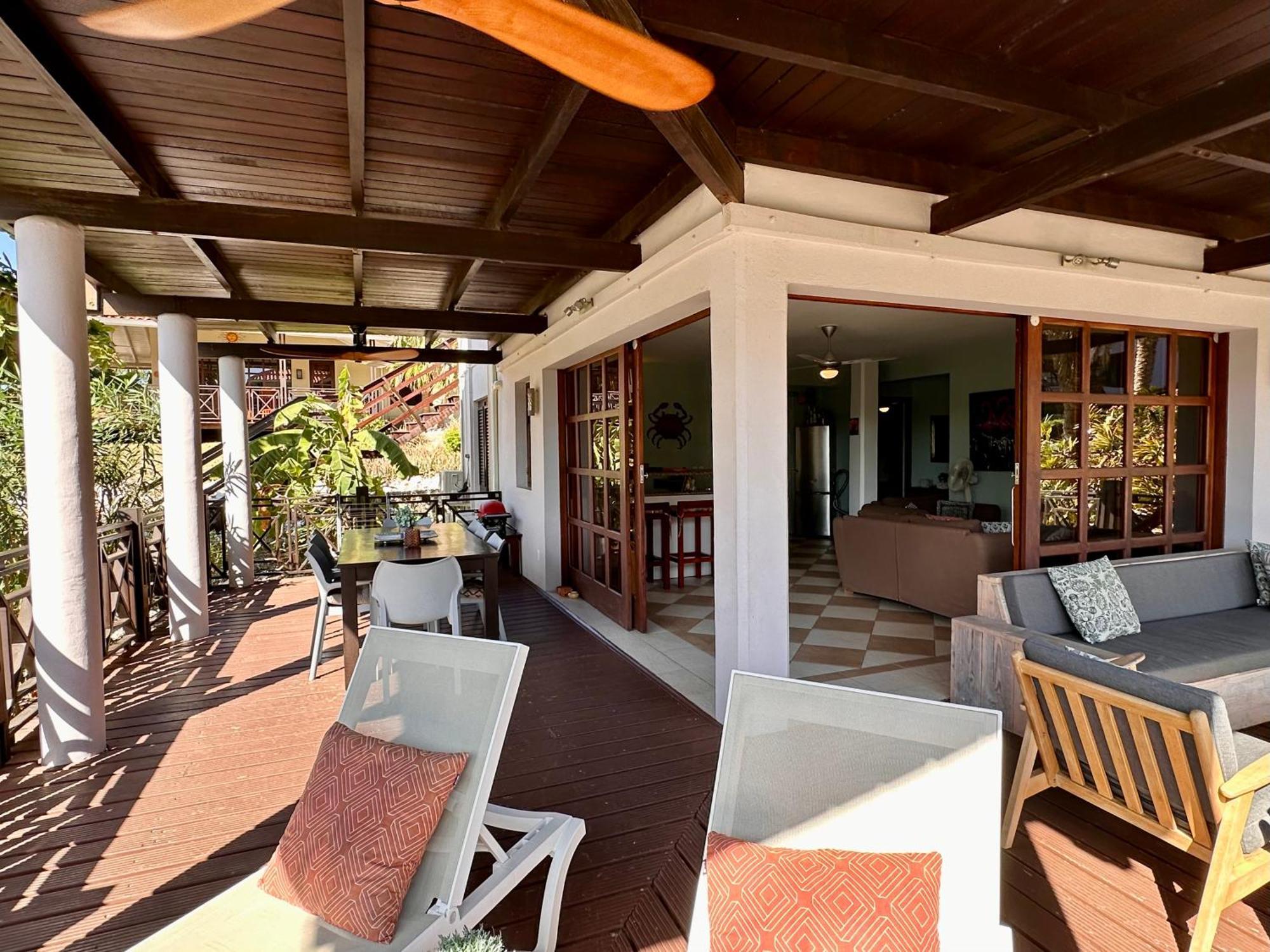 Blue Bay Beach Villas & Apartments Exterior photo